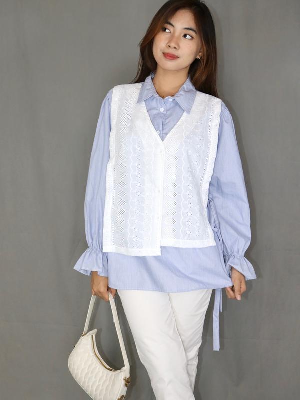 LILIUM AIT - CLEOOO SHIRT - KEMEJA KATUN BIRU MUDA GARIS DENGAN KOMBINASI KATUN BOLONG 1