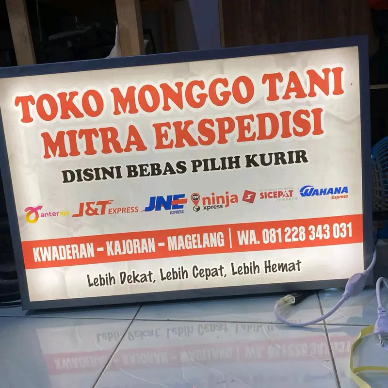 Neon Box Custom 2 Sisi Brilink Apotek Cafe Rumah makan dengan Bracket Besi 3
