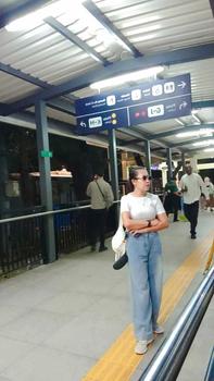 Product Review of Kacamata Hitam Wanita Fashion Oval ABL9000PR Full Set Box dan lap Sunglasses from M**G N**🇨 1