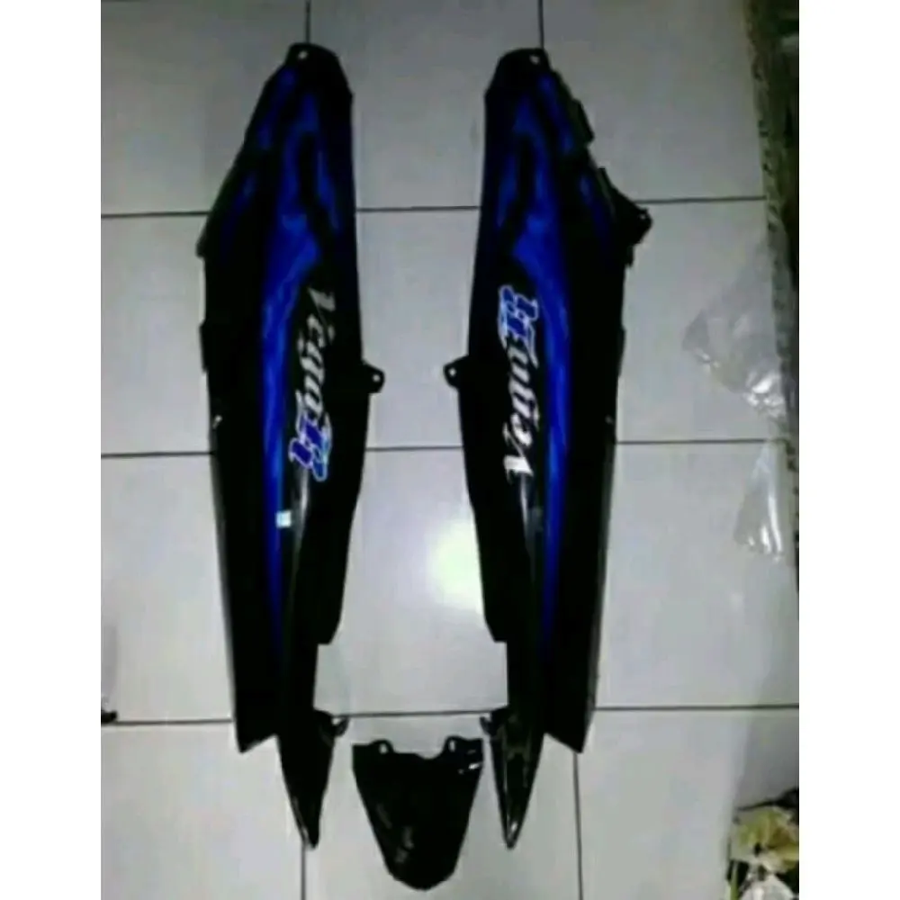 htm strip biru