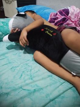Product Review of Boneka Kucing Lying Rebah Ukuran 1 Meter - Toys (1 Buah) from y**i c**k 0