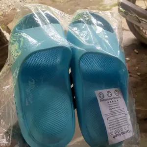 jelly Sandal Slop Wanita Polos Double Strap Sandal Wanita Ringan Empuk Bahan Karet Sendal Jepit hitam putih shoes pantai sendal