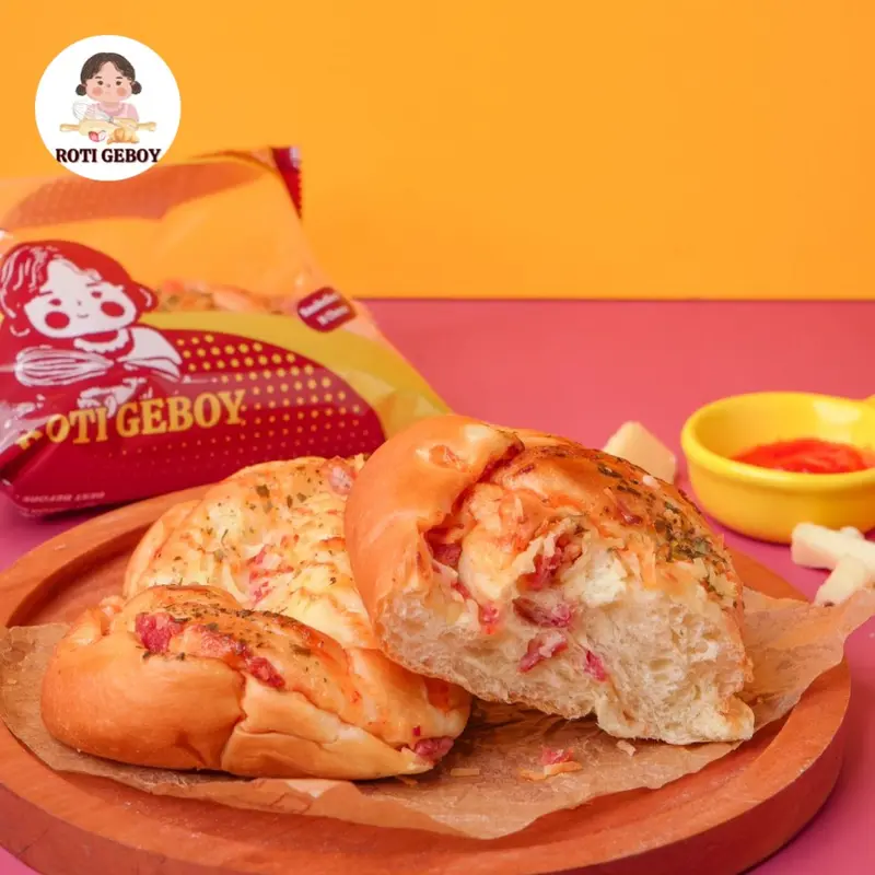 ROTI SMOKEDBEEF & CHEESE ROTI GEBOY 0