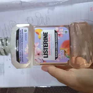 LISTERINE Sakura & Peach Antiseptic Mouthwash 250 ml - Obat Kumur Antiseptik Lawan Bau Mulut