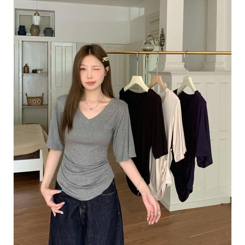 A-110 MẪU MỚI MỞ BÁN ÁO CỔ TIM DÁNG RỘNG THIẾT KẾ TAY LỬNG DÁNG LẠ CHE BẮP TAY DÁNG DÀI ÔM BODY CHẤT COOTON MỊN dáng baby tee mặc đi làm đi chơi sang chảnh