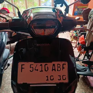 CAP HONDA STYLO 160 TOPI STYLO PETLAMP GARNISH COVER LAMPU DEPAN STYLO Cap Honda Stylo 160 Petlamp Garnish Cover Lampu Depan Motor HITAM DOFF / HITAM GLOSSY  Front Lamp Cover Stylo 160 ABS Aksesoris Motor Honda PAD LAMP STYLO 160 + PEREKAT PNP MOSCOW