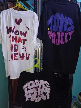 Product Review of Toms Project Tshirt Rounded - Kaos Pria combed sablon Hitam Tulisan Dewasa Pendek Oblong Katun Simple Baju Santai from d**u 0