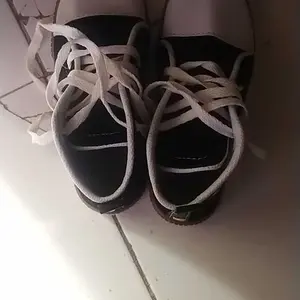 Sepatu Boot ZENYA Anak dan Dewasa Trendi Model Teddy Bear Kasual Fashion Perempuan - Kaki