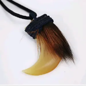 Kalung Bandul Kuku Maong warna putih tali kuat kualitas tarbaik