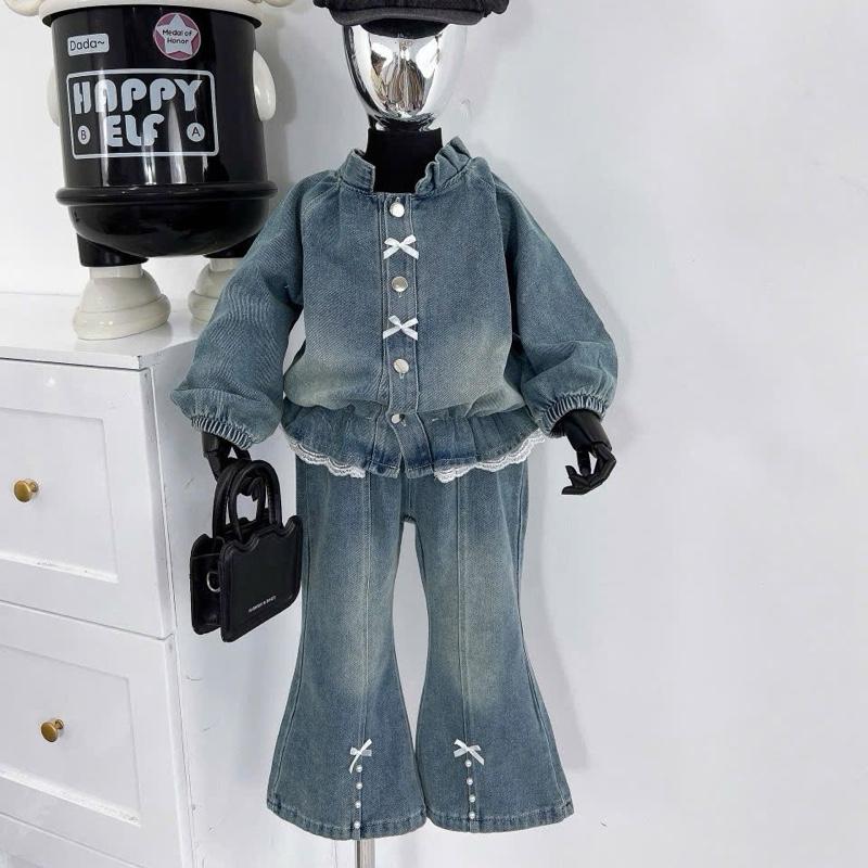  Áo jean cúc cài +Quần jean dáng loe sành điệu mềm mại dành cho bé gái 9-32kg 