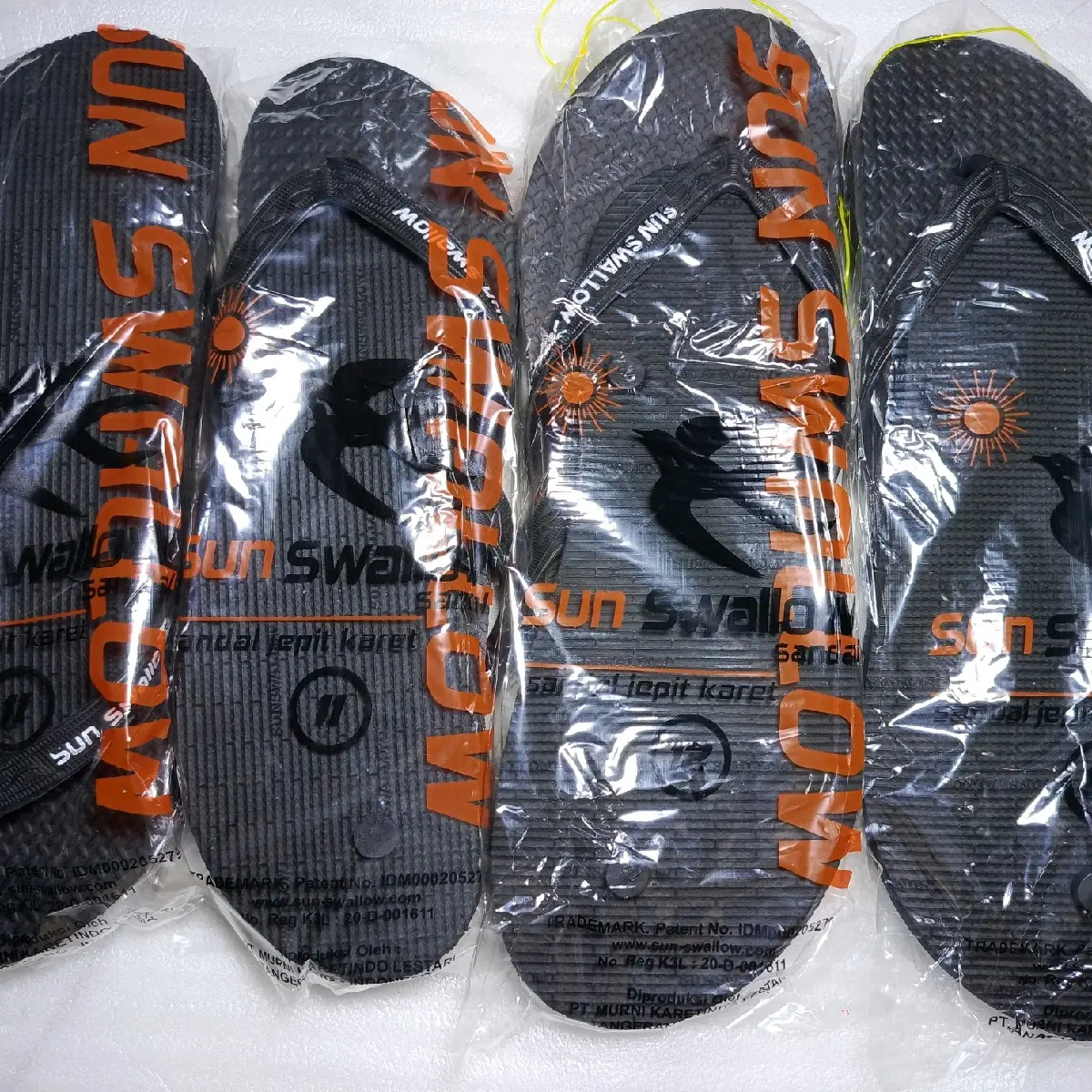 PROMO TERBATAS!!! 2Pcs dan 4 Pcs SUN SWALLOW BLACK JUMBO 11(42)+12(44-45) Jepit Hitam Pria Sendal putih red