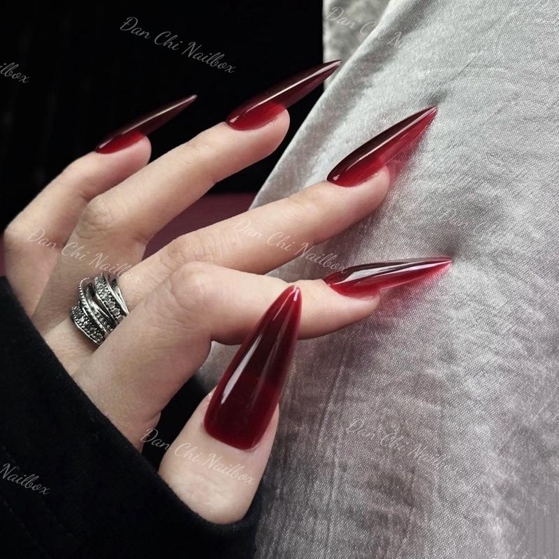 Nailbox Móng Giả Thiết Kế Sẵn Mẫu Sơn Trơn Thạch Đỏ Rượu Vang Siêu Tôn Da
