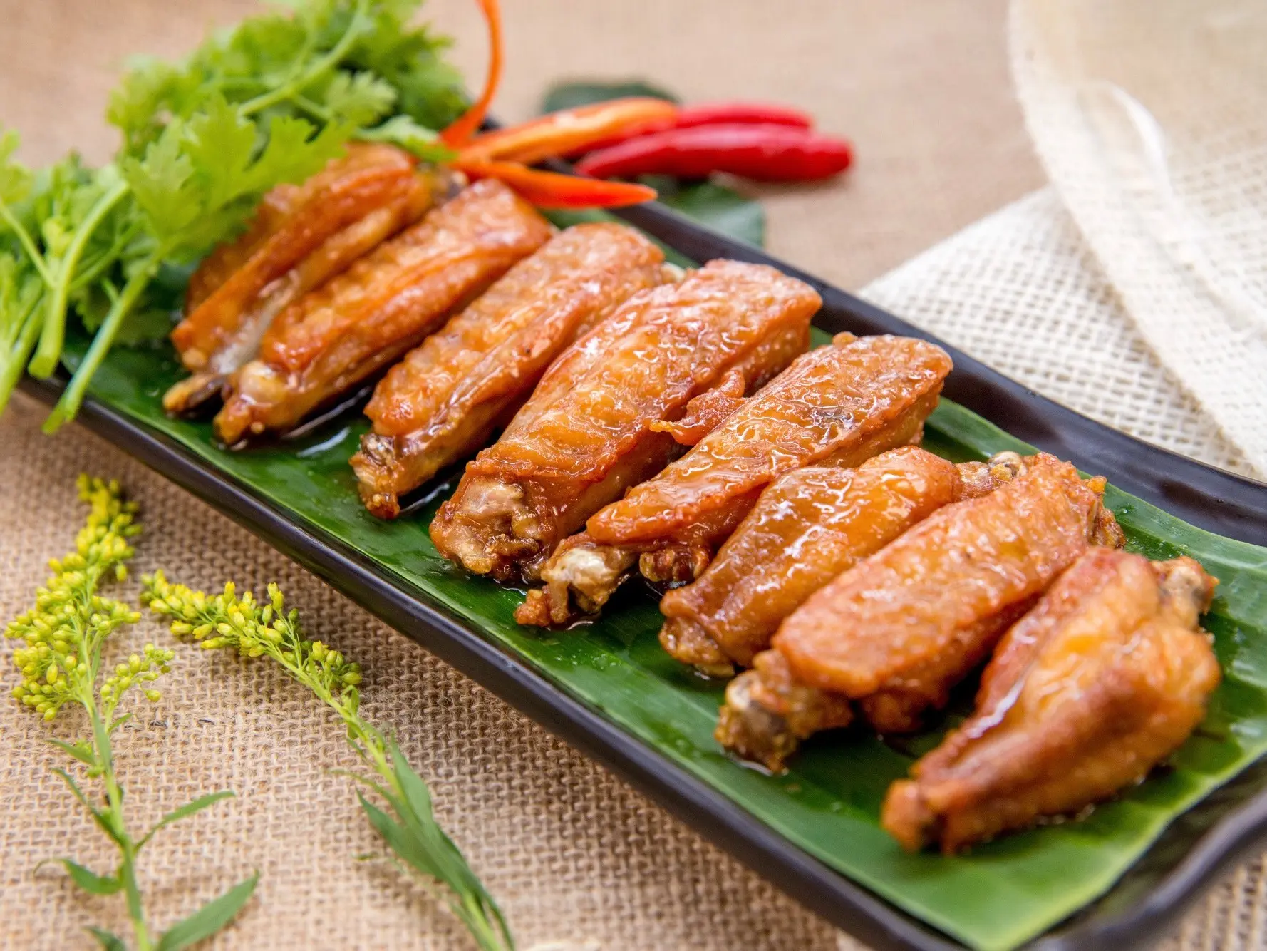 Fried Chicken Wings: Fried Chicken Wings – Bold Flavor with a Thai Twist