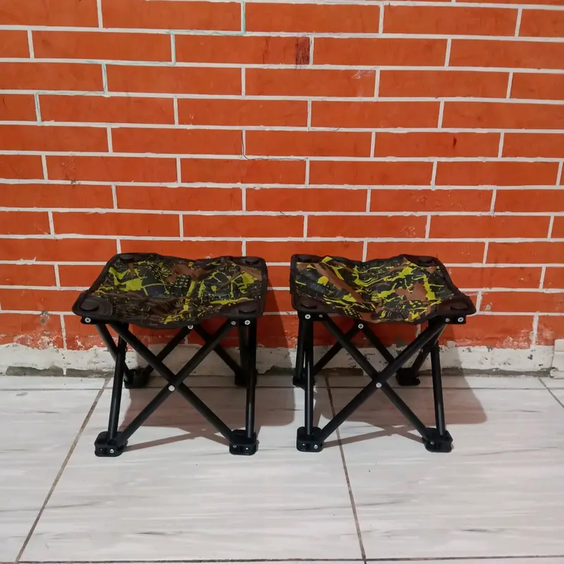 Kursi lipat pendek tanpa sebderan dan lengan 0
