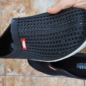 Sepatu Karet Pria berlubang anti air cocok untuk harianSize 39-43