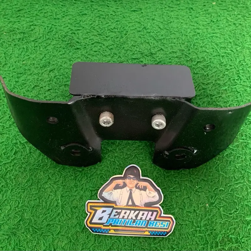 Berkah besi pritilan fiz r Motorcycle mesin drag.   Terbaru !!!   Dudukan begel dan lampu sudah dengan baut L  ,, tambahan untuk penempatan nomor rangka motor