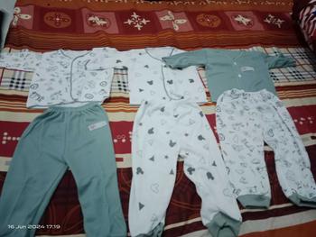 Product Review of PAKET LENGKAP 39 PCS BAJU BAYI NEWBORN BARU LAHIR BAHAN KATUN LEMBUT TERLARIS SNI Parsel from M**a 2