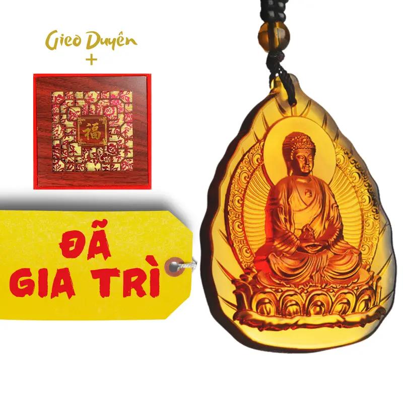Dây Chuyền Phật Bổn Mạng Phật Bản Mệnh Đá Lưu Ly Nhân Tạo Màu Nâu Hổ Phách Tịnh Vân An Nhiên Shop Kích Thước Mặt 4x5cm Chạm Khắc Tinh Xảo Hỗ Trợ Nhắc Nhở Hướng Thiện Giúp Tâm Bình An Trợ Duyên Tu Tập Trang Sức Phật Giáo Gieo Duyên Trong Live
