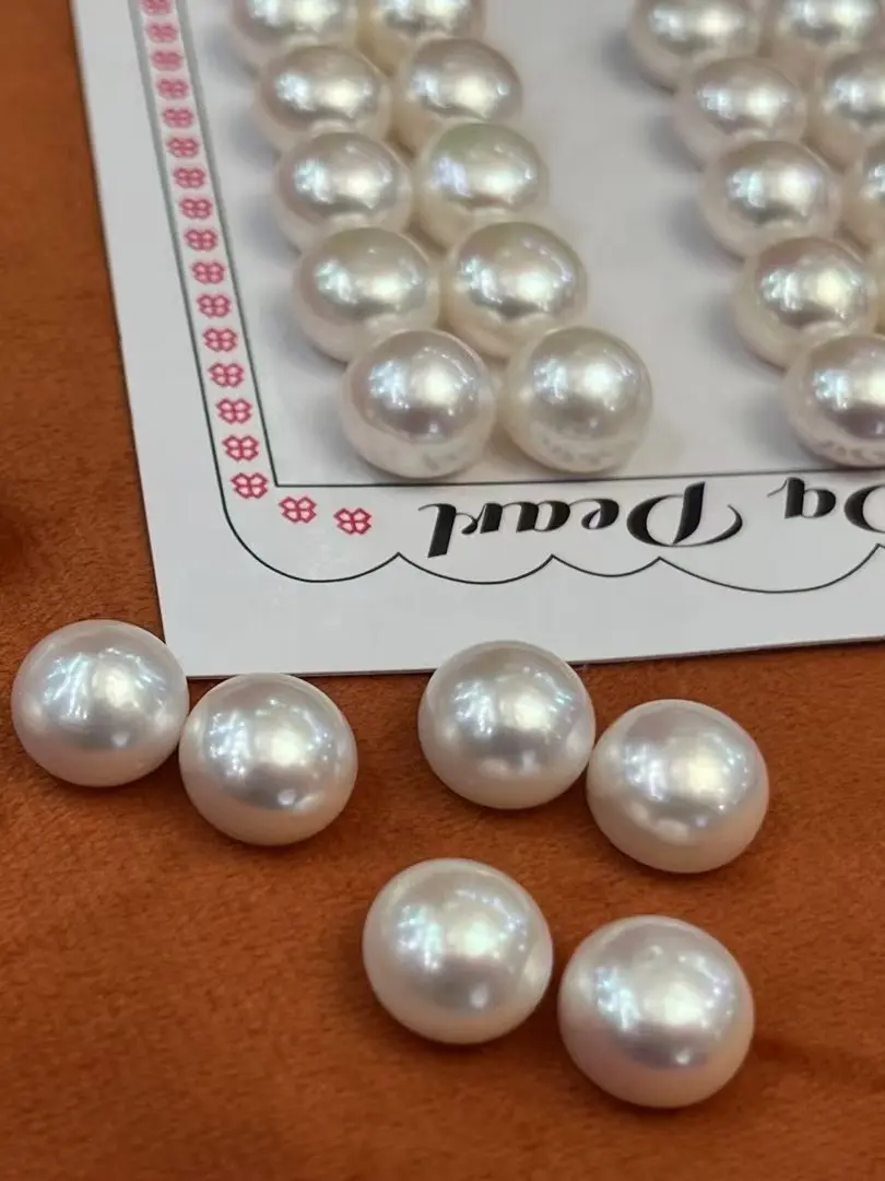 AuraNova Freshwater Pearl Stud Earring