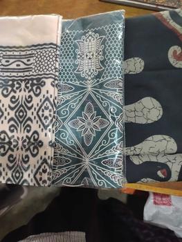 Product Review of SARUNG PREMIUM 3 PCS 100 RIBUAN from T** a** 0