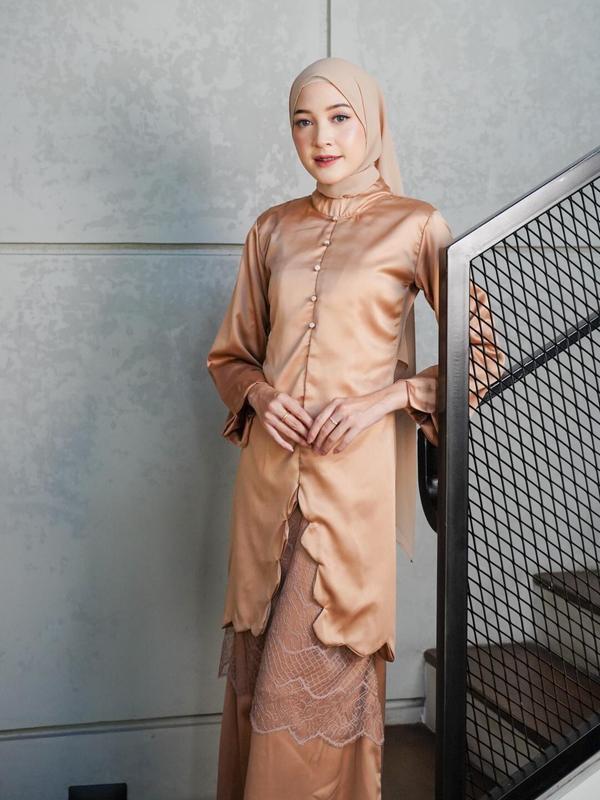 Kalista Dress / Dress kondangan / Bahan Satin Roberto Cavalli 0