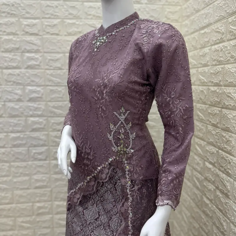 Kebaya ALMA  belah samping bahan tile spenggel 2