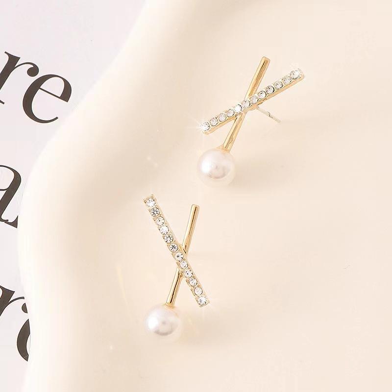 Mua ba bộ quần áo, nhận quà miễn phí tại [Brand Name] 2