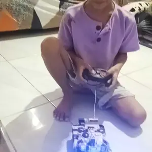 MAINAN RC TANK FORCE MILITARY MAINAN ANAK REMOTE CONTROL TANK BATTLE WAR TANK BATRAI CAS Toys