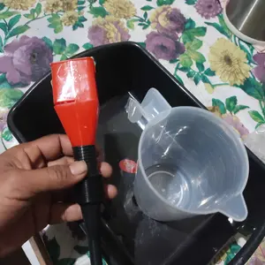 Paket Alat Ganti Oli Mesin Motor Mobil 3in1 Wadah Oli Corong Gelas Takar Panjang Minyak Bensin Radiator Plastik Multifungsi untuk Car Engine