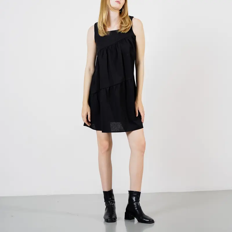 This Is April Mini Dress Simple Wanita Tanpa Lengan Luna Dress Khaki & Black 2