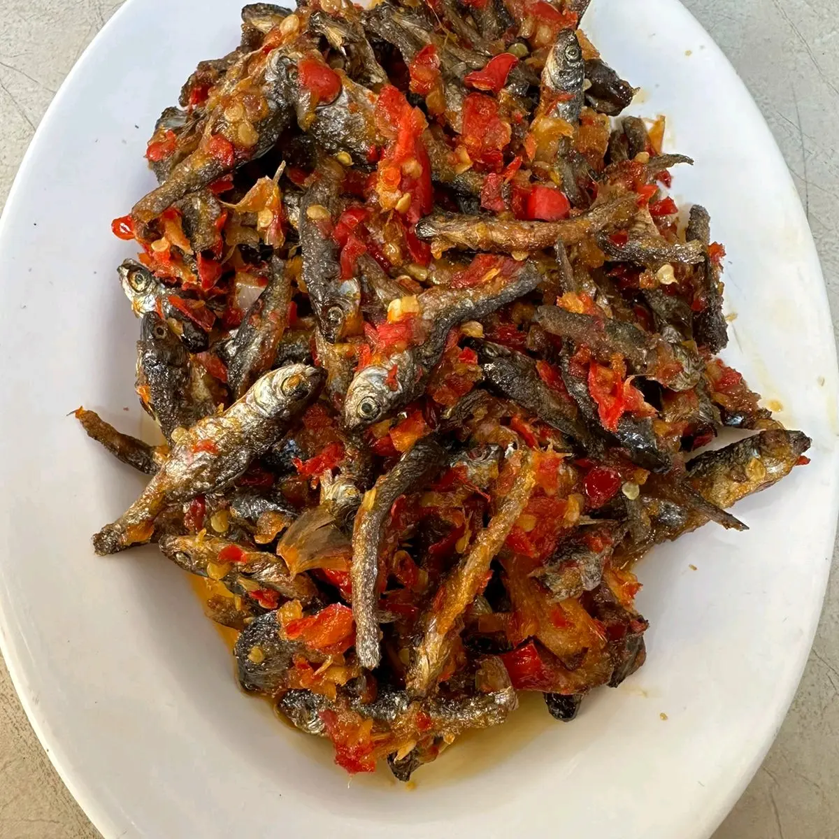 Ikan Bilis Bumbu Belado (matang siap makan)100 gr Makanan Sarden