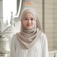 Gambar Kakha X Malika Sessario - New Arrival - Pashmina Oval / Hijab Polos / Pashmina Polos / Pashmina Voil - AV01 dari Kakha Series Kota Administrasi Jakarta Selatan 1 Tokopedia