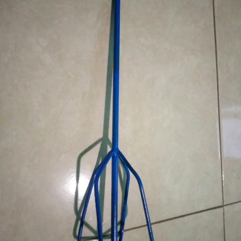 Alat adukan cat / pengocok cat 2
