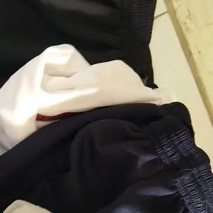 100 Ribu Dapat 3 Celana Pendek Olahraga - Celana Running Pria Sport - Saku Zipper Gym Fitnes Bahan Tebal Melar Nyaman