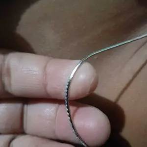 KALUNG TITANIUM PERMATA KILAT SILVER TERLARIS ANTI KARAT TIDAK LUNTUR
