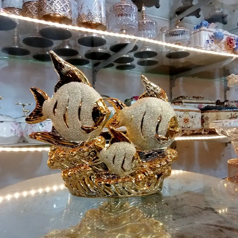 pajangan keramik ikan gold/keramik import/pajangan lemari/dekorasi/mewah/cantik 1