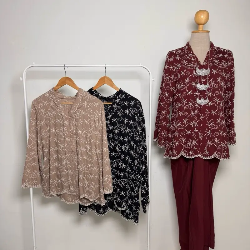 NEW ARRIVAL AMIRA BAJU RAYA AFFORDABLE