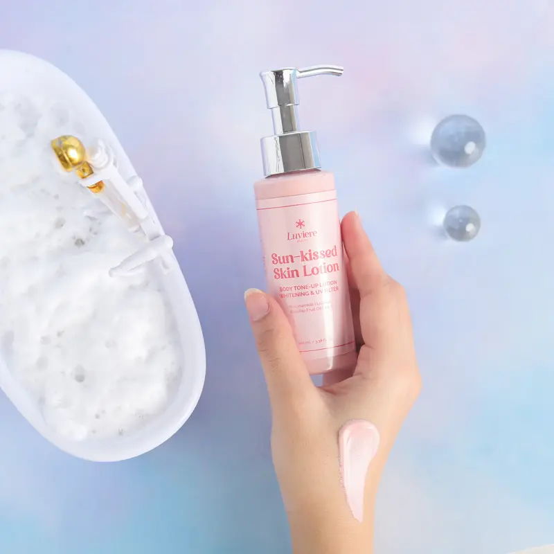SUN-KISSED SKIN LOTION LUVIERE BEAUTY 2