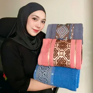 HANDUK DEWASA PAKET ISI 3 BAHAN KATUN WARNA RANDOM Ukuran 70 x 140 cm Lembut dan Serap air, Seserahan, Hampers, Kado, Souvenir