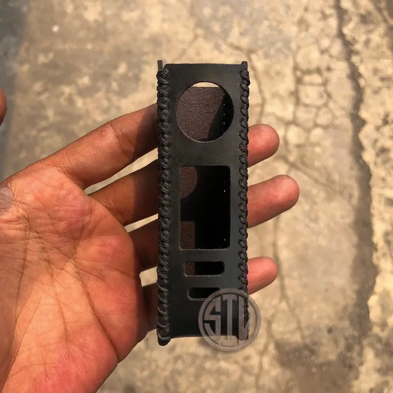 Sleeve Case Kulit Sintetis M100 Hitam Polos 1