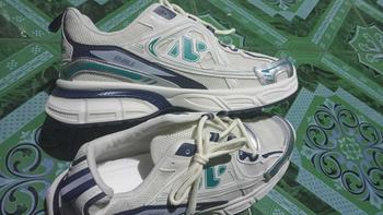 Product Review of SVT Hexapus Sepatu Casual Pria Sneaker Canvas Pria Ootd Casual Shoes from k**_ 0