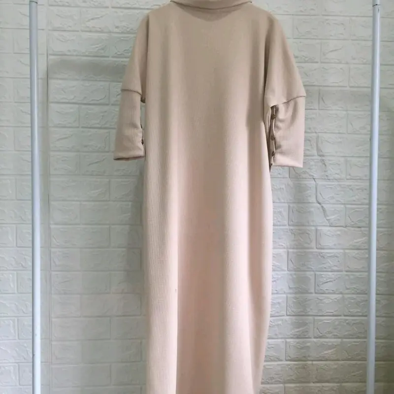 Gamis Remaja Cantik Batwing wanita Knitt Gamis Murah Muslim Panjang Button model kancing Emas 1