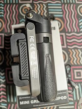 Product Review of LENYES LPH110 Super Mini Tongsis Tripod Stick Selfie Vlog with LED Light Bluetooth Remote Monopod from h**r 3