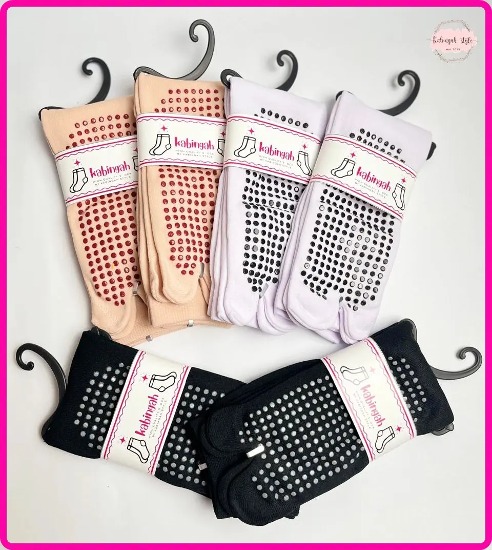 [KABINGAH] Kaos Kaki Wudu Jempol Muslimah Anti Selip Panjang Bahan Nilon Premium Lembut Wudhu Hitam