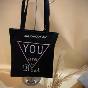 Totebag korea bahan tebal dan halus cocok buat kuliah, jalan jalan etc