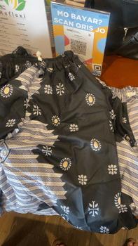 Product Review of celana pendek batik/celana pendek pria/celana pendek wanita/pakaian bawah/kolor santai/celana murah/boxser/celana jumbo/ Katun/celana batik jogja/celana pendek dewasa from y**🐼 2