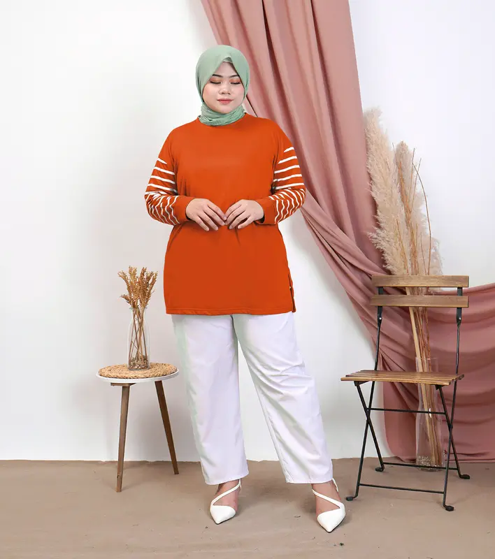 Kaos Wanita Lengan Panjang / Atasan Lengan Lengan Manset / Koas Oversize Wanita / LD 120 PJ 80 Baju Lembut Samping Variasi Basic Polos Hitam Top Tangan manset Muslim Dalaman 2