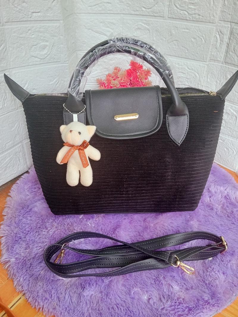 Product Introduction of Tas Jinjing Wanita Kamoci Bahan Korduray Selempang 9