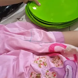 PIRING MAKAN PLASTIK PAKET 6 PCS "DRAGON 88"+Bonus centong nasi,Bahan baku Plastik PP5,Dimensi 24 CM,Varian warna-Kitchenware