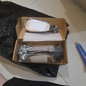 【diskon khusus live】Spion Motor Cermin Biru dan Putih Anti Silau/ Spion Spion Variasi Universal Semua Motor Spion Lipat/Dapat Diputar 360 Derajat/Kemasan Motorcycle